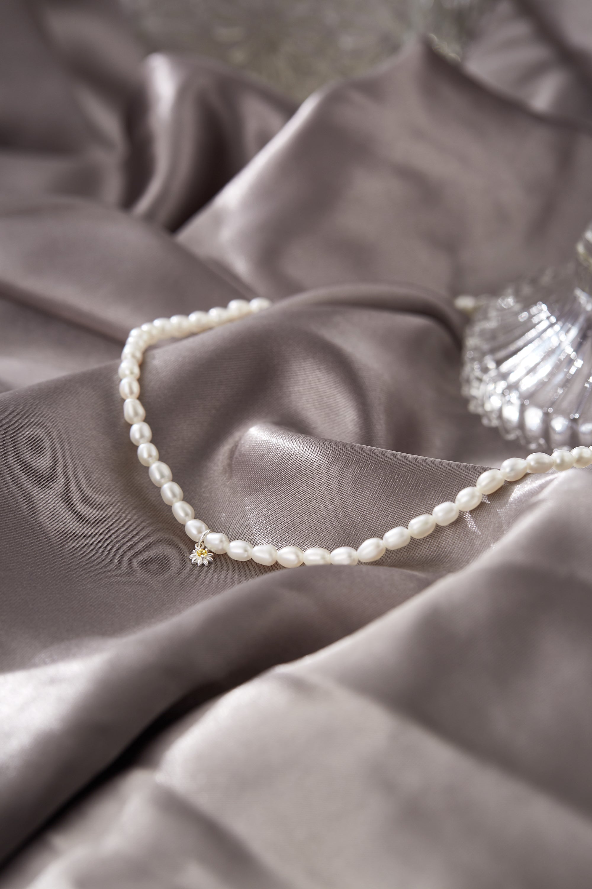 Freshwater Pearl Necklace with Daisy Pendant