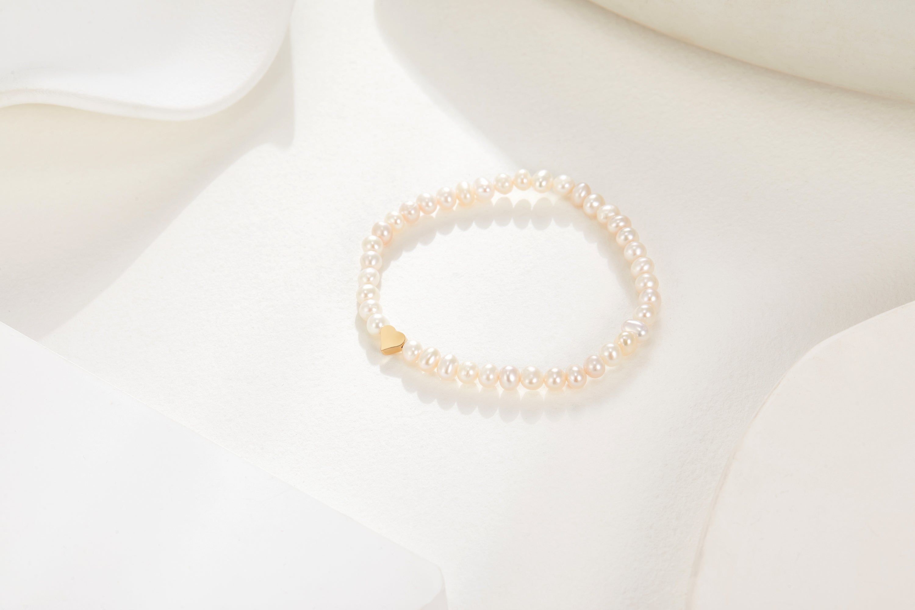Luminous Pearl Bracelet in Sterling Silver
