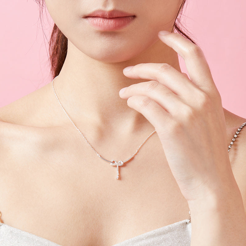 Eternal Love S925 Silver Temperament Collarbone Chain, Smiling Face Pendant Necklace