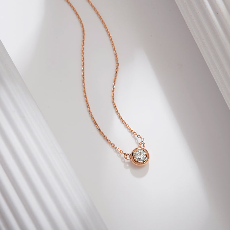 18K Gold Pendant Necklace with Lab-Created Diamond