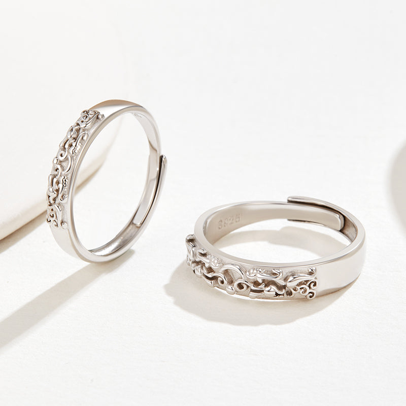 Intertwined Lovers Silver Adjustable Ring Set